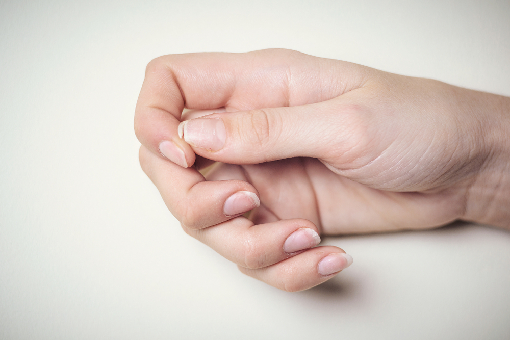 Pourquoi mes ongles sont-ils cassants et comment y remédier