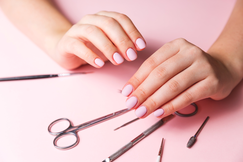 Quelle base de vernis à ongles choisir